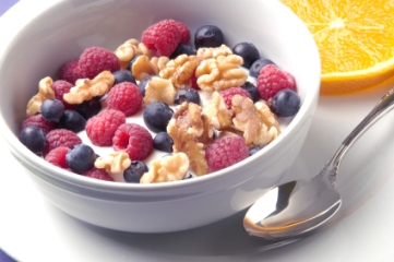 Yogurt, granola and berries